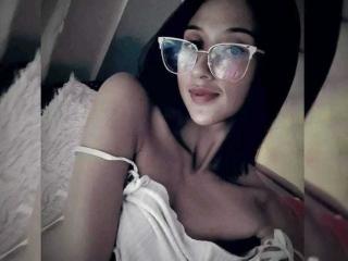 ZaharaRhenils - Live porn & sex cam - 24284669