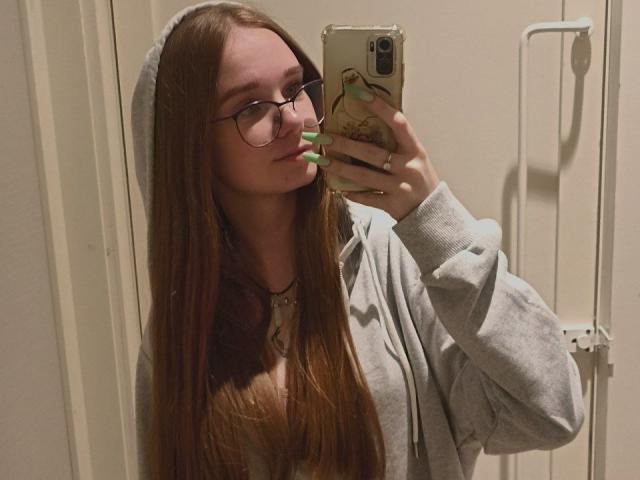 StaceyKiss - Élő pornó és szexkamera - 24286593