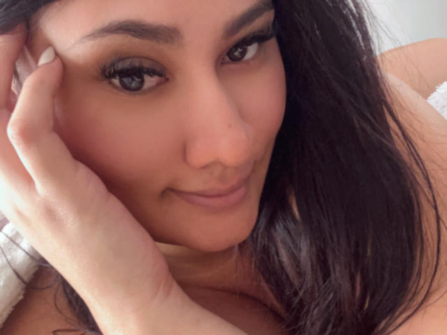 ShiaraRussi - Live sex cam - 24290045