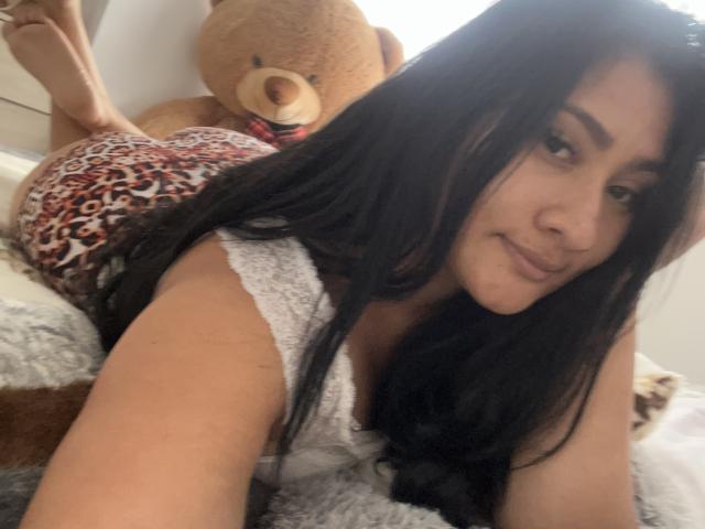 ShiaraRussi - Sexe cam en vivo - 24290105