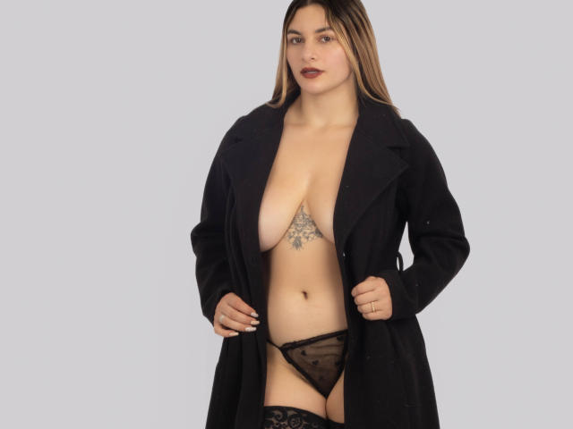 AtheneaRossi - Live porn &amp; sex cam - 24292253