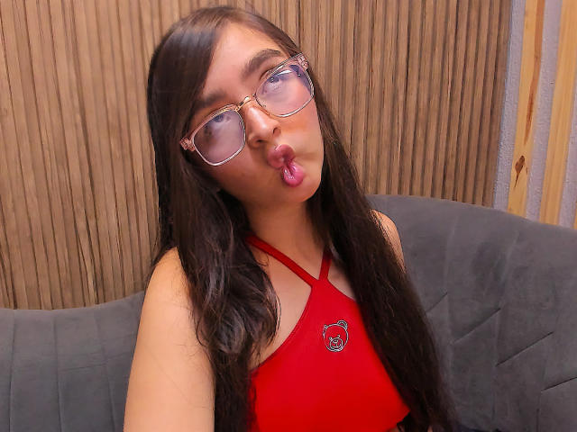 EvaMcAllister - Live sex cam - 24296645