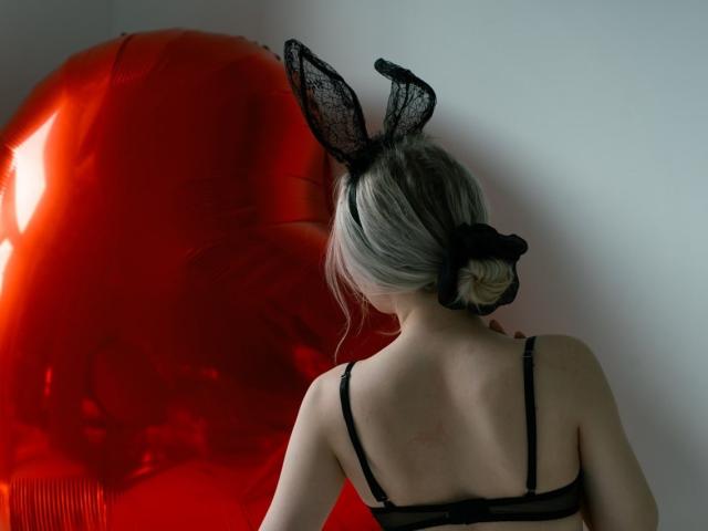 BeatricaKlein - Live porn &amp; sex cam - 24299265