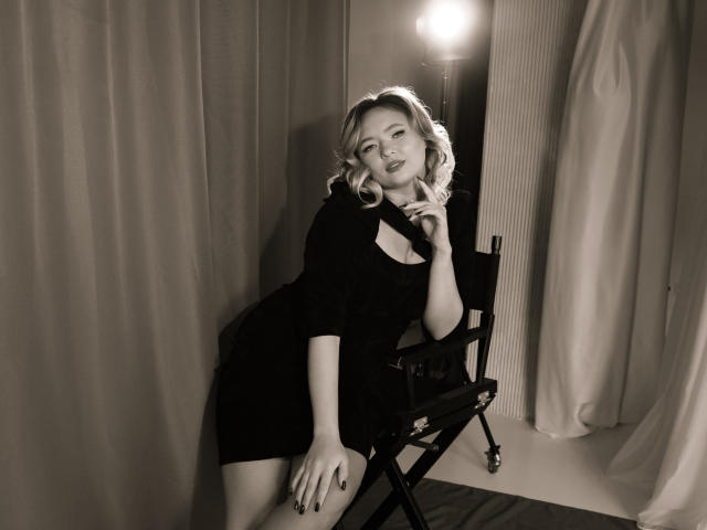 SallyVerda - Live porn &amp; sex cam - 24300589