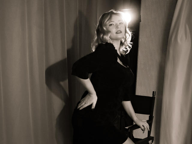 SallyVerda - Live sex cam - 24300617