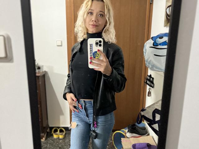 SweetheartLi - Live porn &amp; sex cam - 24301365