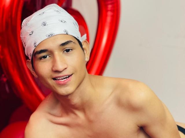 TheoStevens - Sexe cam en vivo - 24301773