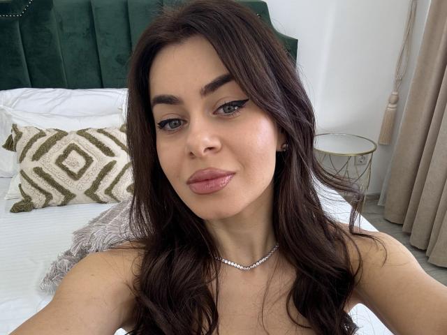 LauraineX - Live porn &amp; sex cam - 24302613