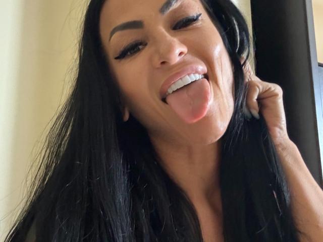 AndraD - Live Sex Cam - 24304277