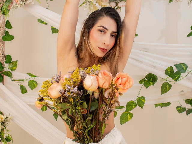 LissyHoffman - Live Sex Cam - 24304577