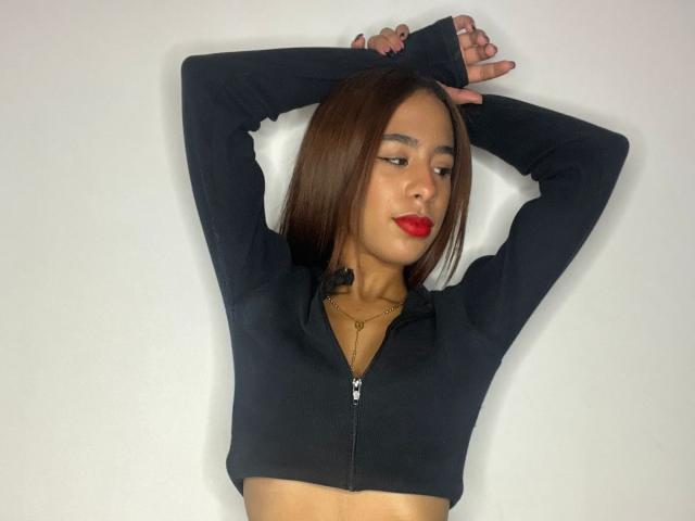 LisshaCute - Live Sex Cam - 24305157