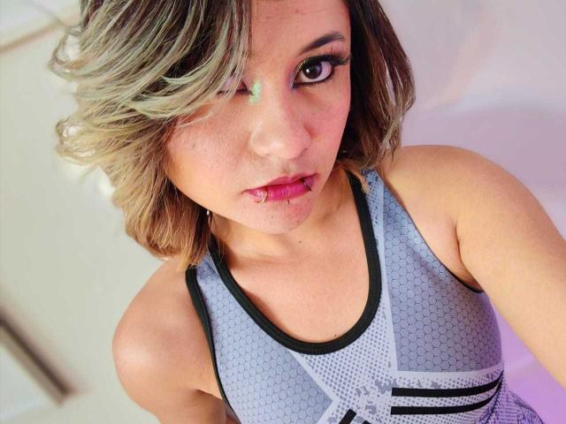 CassieJones - Live sex cam - 24306969