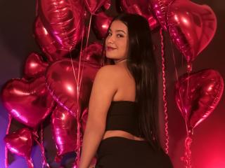 EmilyDavies - Live porn &amp; sex cam - 24307733