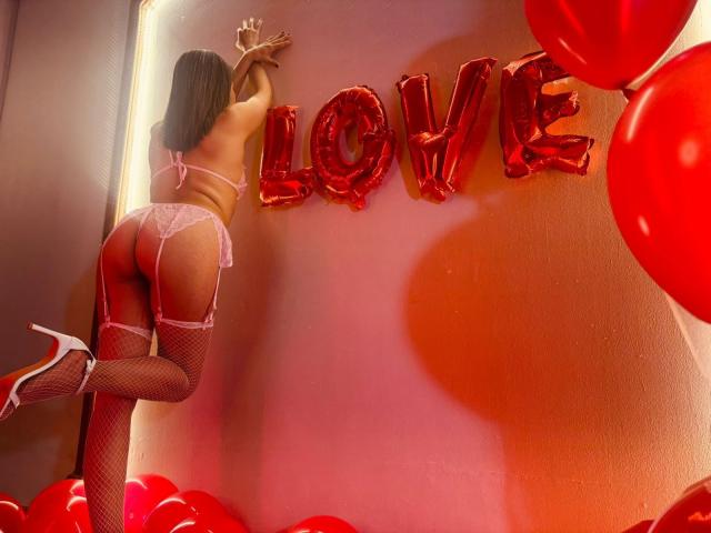 AdelaShery - Live sex cam - 24308297