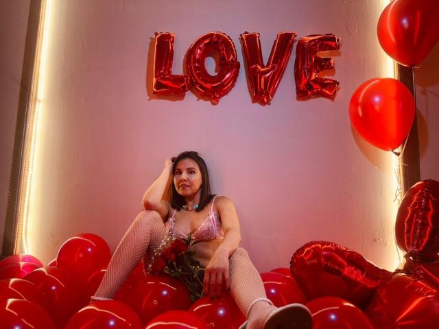 AdelaShery - Sexe cam en vivo - 24308337