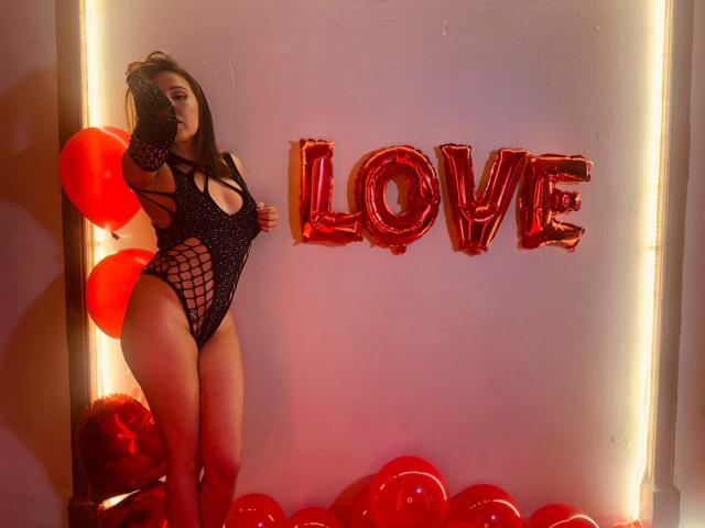 AdelaShery - Live sex cam - 24308725