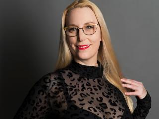 sallysecret-hot