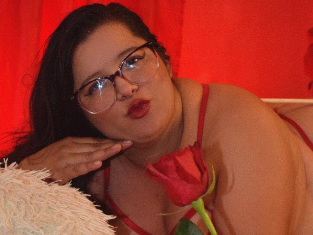 LillyBigTtock - Live sex cam - 24315865