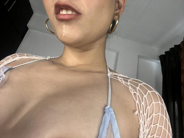 DeisyWest - Live sex cam - 24317509