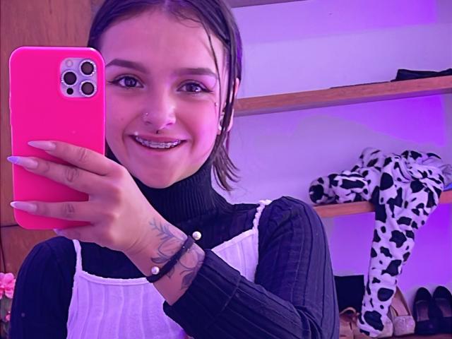 MarietteJones - Live sex cam - 24318761