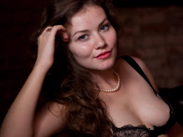 AlexiSweeTs - Live chat xXx with a regular chest size Hard babe 