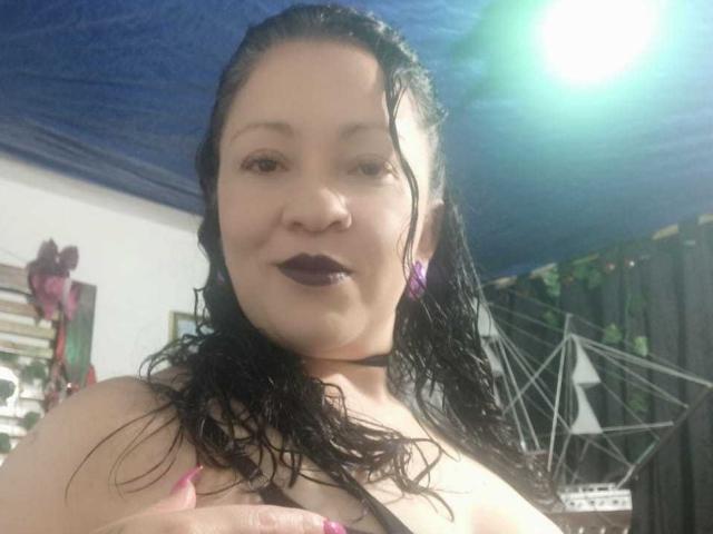 CharloteEzra - Live porn &amp; sex cam - 24319489