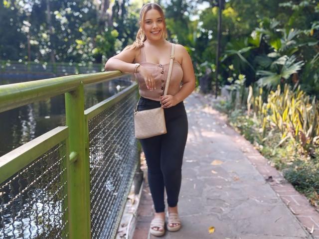 ZoeTobon69 - Camera khiêu dâm &amp; quyến rũ trực tiếp - 24320817