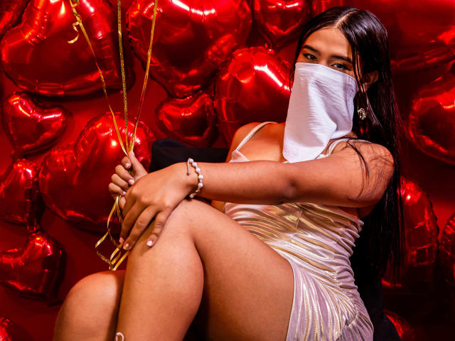 EmyXCute - Live sex cam - 24322377