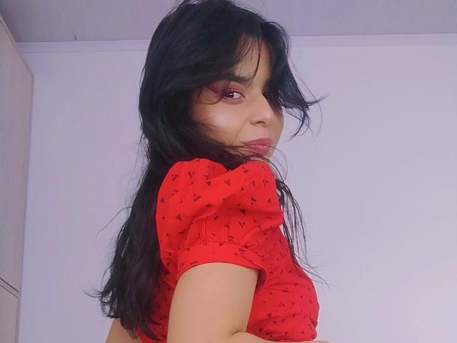TamyRuiz - Live sex cam - 24323433