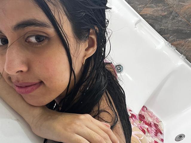 AnnaAlvarez - Sexe cam en vivo - 24323689