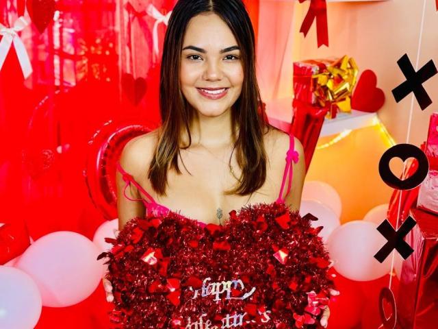 StaceyWhite - Live sex cam - 24325945