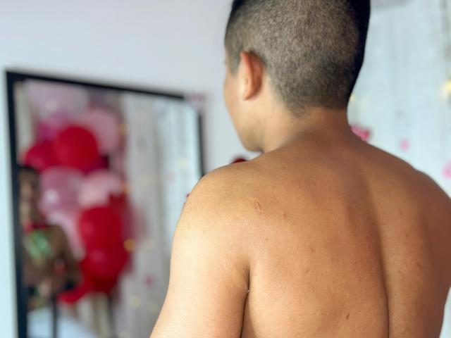 DayanWilly - ライブポルノ&amp;セックスカム - 24328161