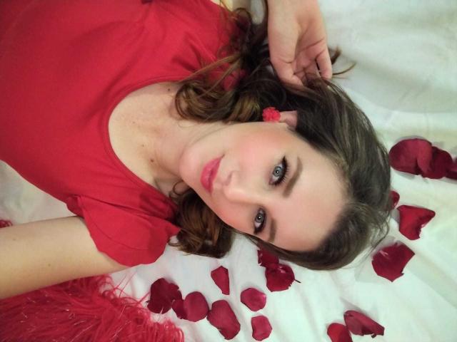 KatyaXRogers - Sexe cam en vivo - 24331757