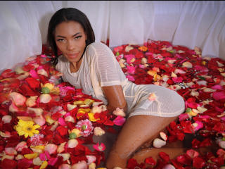 ElaDaniels - Sexe cam en vivo - 24332449