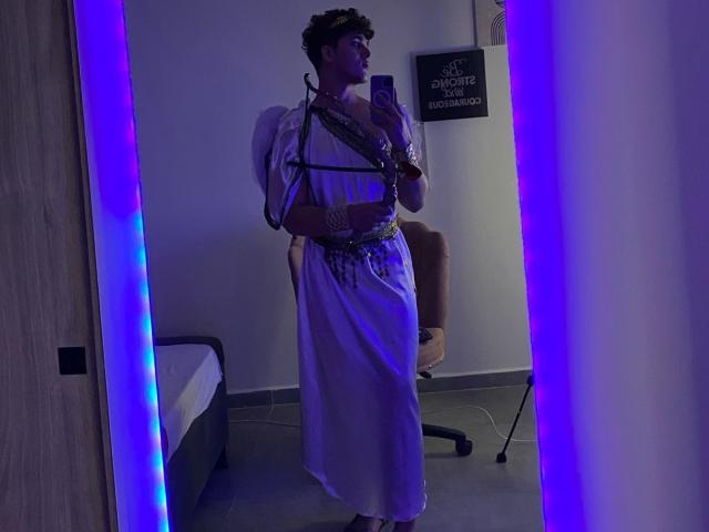 ErosGeorgiou - Live sex cam - 24333901