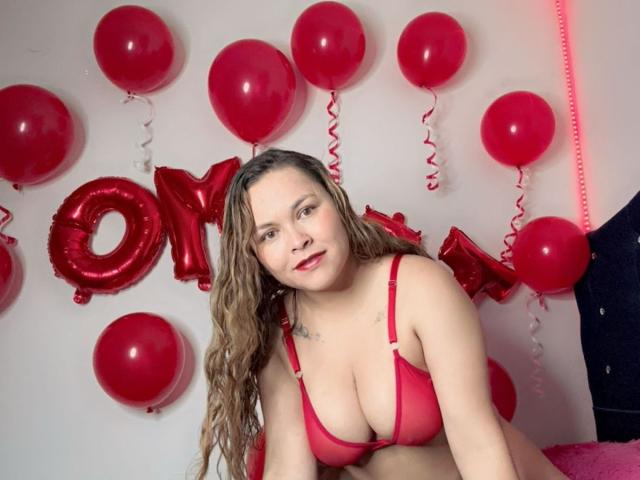 PinkyHotLover - Sexe cam en vivo - 24335709