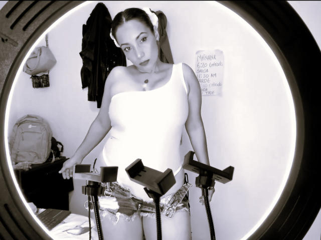 AmberDemons - Sexe cam en vivo - 24338117