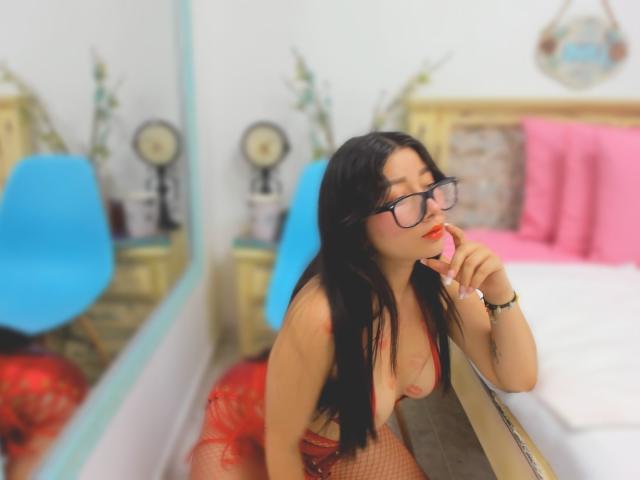 Genesiss - Live sex cam - 24338973