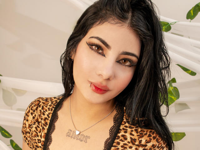 NatallieBlue - Live Sex Cam - 24341161