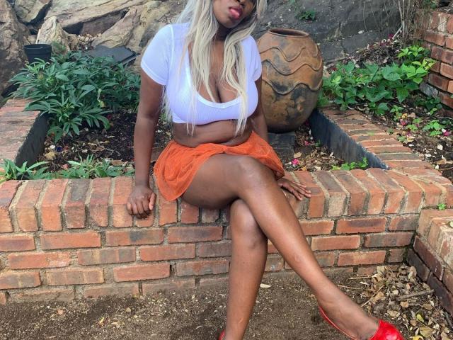 AfricanBlackChoco - Sexe cam en vivo - 24341465