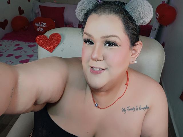 GiannaMorrys - Live sex cam - 24347369