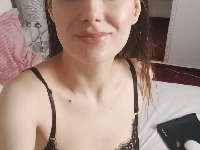 JuliaHuntis - Sexe cam en vivo - 24354749