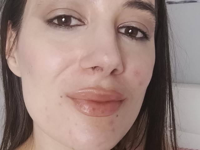 JuliaHuntis - Live Sex Cam - 24354757