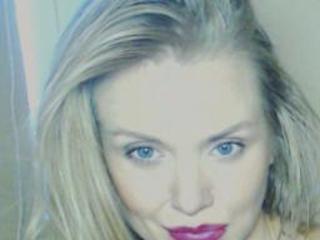 LadyMartina - Live Sex Cam - 2435630