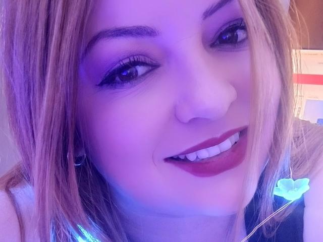 NatalyHami - Live sex cam - 24358569