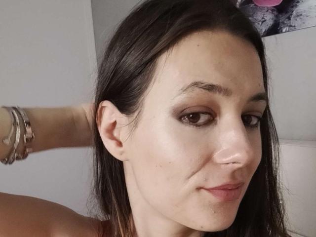 JuliaHuntis - Sexe cam en vivo - 24359977