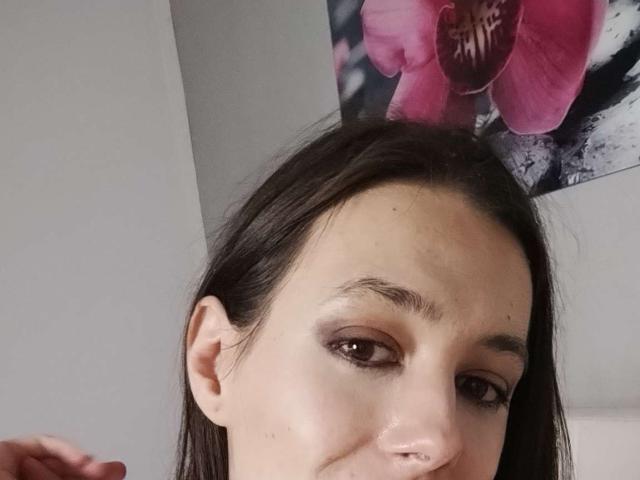 JuliaHuntis - Live porn &amp; sex cam - 24360005
