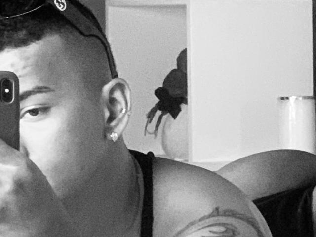 RafaBruz - Live Sex Cam - 24360773