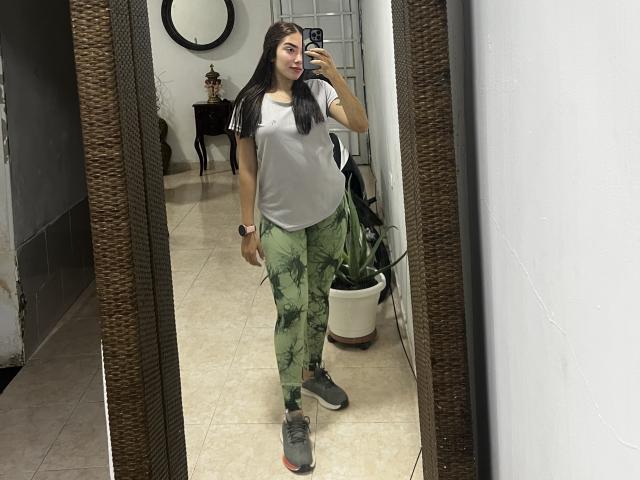 SharonKlart - Live Sex Cam - 24362589