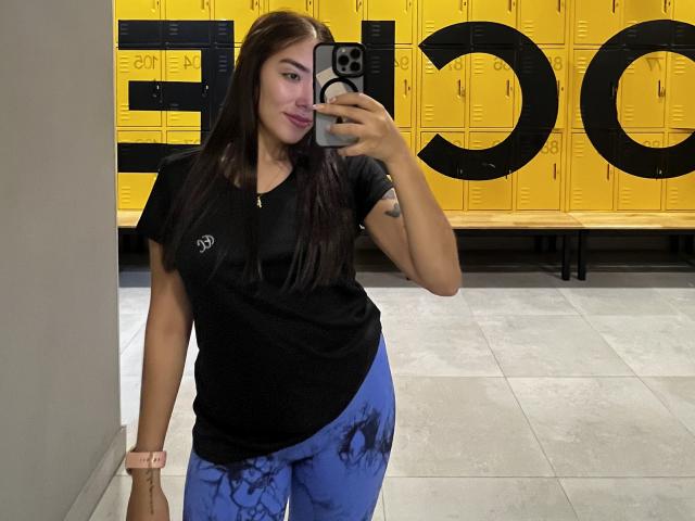 SharonKlart - сексуальная веб-камера в реальном времени - 24362609